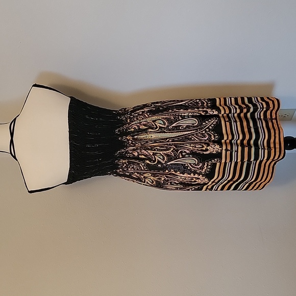 Beach dress - Picture 2 of 5